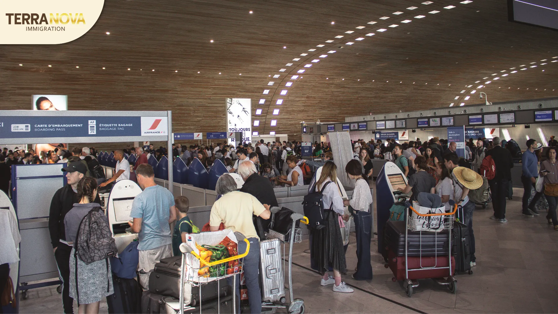 Các đương đơn thuộc diện bắt buộc xin visa, tham gia những chương trình bị loại trừ hoặc thực hiện “flagpoling” sẽ không được nộp hồ sơ Work Permit tại cửa khẩu theo quy định của IRCC