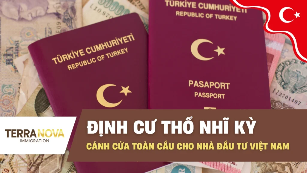 Định cư Thổ Nhĩ Kỳ – Mở cánh cửa cho nhà đầu tư Việt Nam tiến vào Châu Âu Có những quốc gia chỉ đơn thuần là điểm đến du lịch, nhưng cũng có những nơi trở thành điểm đến chiến lược cho tương lai tài chính và cuộc sống ổn định của cả gia đình. Nằm ở vị trí giao thoa giữa Châu Á và Châu Âu, Thổ Nhĩ Kỳ đang khẳng định vị thế là trung tâm kinh tế – đầu tư năng động, nơi hội tụ cơ hội định cư, kinh doanh và phát triển quốc tế trong cùng một hành trình. Với kinh nghiệm đồng hành cùng hàng trăm nhà đầu tư toàn cầu, TerraNova mang đến giải pháp định cư Thổ Nhĩ Kỳ toàn diện – từ tư vấn chiến lược đầu tư, hỗ trợ pháp lý đến quản lý tài sản – giúp bạn và gia đình an tâm mở rộng cuộc sống, đầu tư và tương lai trên quy mô toàn cầu. Chương trình đầu tư định cư Thổ Nhĩ Kỳ Chương trình đầu tư định cư Thổ Nhĩ Kỳ cho phép nhà đầu tư nước ngoài nhận quốc tịch hợp pháp thông qua hình thức đầu tư tài chính hoặc bất động sản. Đây là chương trình được bảo hộ trực tiếp bởi Chính phủ Thổ Nhĩ Kỳ, đảm bảo tính minh bạch, hợp pháp và an toàn tuyệt đối cho mọi nhà đầu tư quốc tế. Hai hình thức đầu tư phổ biến gồm: Đầu tư bất động sản: Mua một hoặc nhiều bất động sản với tổng giá trị tối thiểu 400.000 USD, có thể chuyển nhượng sau 3 năm theo quy định. Gửi tiết kiệm ngân hàng: Gửi tối thiểu 500.000 USD vào ngân hàng Thổ Nhĩ Kỳ trong thời hạn 3 năm, với lãi suất ổn định và chính sách bảo toàn vốn minh bạch. Chương trình đầu tư định cư Thổ Nhĩ Kỳ cho phép nhà đầu tư nước ngoài nhận quốc tịch hợp pháp thông qua hình thức đầu tư tài chính hoặc bất động sản. Sau khi hoàn tất đầu tư, nhà đầu tư và gia đình sẽ được cấp quốc tịch Thổ Nhĩ Kỳ trọn đời, được hưởng đầy đủ quyền lợi như công dân bản xứ, bao gồm quyền sinh sống, làm việc, đầu tư và thụ hưởng hệ thống phúc lợi toàn diện. Để được tư vấn chi tiết về chương trình đầu tư định cư Thổ Nhĩ Kỳ, vui lòng liên hệ TerraNova hoặc để lại thông tin liên hệ, đội ngũ chuyên gia của chúng tôi sẽ phản hồi nhanh chóng và hỗ trợ bạn tận tâm. Quyền lợi khi định cư Thổ Nhĩ Kỳ Với chương trình định cư Thổ Nhĩ Kỳ, nhà đầu tư không chỉ sở hữu quốc tịch thứ hai hợp pháp mà còn mở rộng đặc quyền sống, làm việc và đầu tư trên phạm vi toàn cầu. Dưới đây là những quyền lợi nổi bật dành cho nhà đầu tư và gia đình: Tự do di chuyển toàn cầu: Miễn visa hoặc xin visa nhanh tại hơn 117 quốc gia và vùng lãnh thổ, giúp việc du lịch, công tác và mở rộng kinh doanh quốc tế thuận tiện hơn. Cơ hội định cư Mỹ qua Visa E-2: Công dân Thổ Nhĩ Kỳ có thể sinh sống, học tập và điều hành doanh nghiệp tại Hoa Kỳ thông qua visa E-2, loại visa chỉ dành cho quốc gia có hiệp định đầu tư song phương với Mỹ. Phúc lợi y tế và giáo dục toàn diện: Hưởng dịch vụ y tế công miễn phí, giảm tới 70% chi phí bệnh viện tư và miễn học phí tại trường công lập cho con em. Chính sách thuế linh hoạt: Nhà đầu tư không cư trú quá 6 tháng/năm được miễn thuế thu nhập cá nhân từ lãi suất đầu tư hoặc tiền gửi ngân hàng. Sở hữu song tịch hợp pháp: Được giữ quốc tịch Việt Nam đồng thời hưởng quyền lợi công dân Thổ Nhĩ Kỳ, thuận tiện cho việc đi lại, đầu tư và sinh sống quốc tế. Hộ chiếu ngoại giao/công vụ hoặc “Green Passport” (hộ chiếu đặc biệt) của Thổ Nhĩ Kỳ thì có thể có miễn visa đối với một số quốc gia trong Schengen. Với chương trình định cư Thổ Nhĩ Kỳ, nhà đầu tư không chỉ sở hữu quốc tịch thứ hai hợp pháp mà còn mở rộng đặc quyền sống, làm việc và đầu tư trên phạm vi toàn cầu Vị thế địa – chính trị của Thổ Nhĩ Kỳ: “Cửa ngõ vào thị trường Châu Âu” cho nhà đầu tư Việt Nam và Đông Nam Á Vị trí địa - lý và đặc điểm quan trọng Thổ Nhĩ Kỳ là quốc gia xuyên lục địa: Phần lớn diện tích nằm ở Anatolia (Tây Á) và một phần nhỏ (khoảng 3% đất đai) nằm ở phía Đông trên Âu Châu. Biên giới và mặt biển quan trọng: Phía Bắc giáp Biển Đen, phía Tây giáp Biển Aegean-một phần của Địa Trung Hải và Hy Lạp/Bulgaria, phía Nam giáp Địa Trung Hải. Các eo biển chiến lược như Bosporus và Dardanelles — nối Biển Đen với Địa Trung Hải — nằm ngay trên lãnh thổ Thổ Nhĩ Kỳ. Thổ Nhĩ Kỳ là thành viên của NATO và đang là ứng cử viên gia nhập European Union (EU) — điều này đặt nước này ở giao điểm giữa các khu vực chính trị-kinh tế lớn. Với vị thế độc nhất giữa hai lục địa, định cư Thổ Nhĩ Kỳ là bước đi thông minh để mở rộng cánh cửa vào thị trường EU. Lợi thế đối với doanh nhân và nhà đầu tư Dưới đây là những điểm thuận lợi khi xem Thổ Nhĩ Kỳ như một “cửa” tiếp cận thị trường Châu Âu hoặc sử dụng như “chân đế” vào thị trường này: Cửa ngõ giữa châu Âu và châu Á: Vì có phần lãnh thổ ở châu Âu và phần lớn ở châu Á, Thổ Nhĩ Kỳ có khả năng tiếp cận cả hai thị trường. Doanh nghiệp có thể tận dụng chi phí địa lý, ngôn ngữ, văn hóa nằm giữa hai khu vực. Hạ tầng logistics, vận tải mạnh: Nhờ vị trí chiến lược tại các tuyến đường hàng hải quốc tế (qua Eo Biển Bosporus) và các tuyến đường bộ-đường sắt kết nối vùng Balkan/ Châu Âu với Trung Á / Trung Đông. Ví dụ: những phân tích cho thấy Thổ Nhĩ Kỳ đang nổi lên như một “hub” năng lượng và vận tải cho Châu Âu. Tiếp cận thị trường EU và khu vực rộng hơn: Với hiệp định hải quan, các thỏa thuận thương mại và vị thế đối tác với EU, từ Thổ Nhĩ Kỳ có thể chuyển tiếp hàng hoá, dịch vụ tới Châu Âu dễ dàng hơn so với nhiều quốc gia khác. Nhân lực và chi phí cạnh tranh: So với nhiều nước Châu Âu thuần túy, chi phí nhân công, chi phí kinh doanh tại Thổ Nhĩ Kỳ có thể thấp hơn, đồng thời vẫn hưởng lợi từ vị thế gần EU. Cơ hội trong các ngành năng lượng-logistics-cơ sở hạ tầng: Thổ Nhĩ Kỳ đang đầu tư mạnh vào năng lượng, kho cảng, logistic vì vai trò “trung chuyển” (transit) cho dòng chảy từ Đông sang Tây. Định cư Thổ Nhĩ Kỳ mang đến cho nhà đầu tư cơ hội tiếp cận Châu Âu từ vị trí chiến lược bậc nhất khu vực. Khuyến nghị cho nhà đầu tư/nhà doanh nghiệp Việt Nam Dưới đây là một số hướng đi cụ thể và lưu ý nếu quý nhà đầu tư đang cân nhắc Thổ Nhĩ Kỳ như địa điểm tiến vào Châu Âu: Xác định ngành nghề: Ví dụ logistic, kho bãi, xuất nhập khẩu hàng hóa từ Việt Nam qua Thổ Nhĩ Kỳ và tới EU; hoặc sản xuất xuất khẩu từ Thổ Nhĩ Kỳ sang EU để tận dụng vị trí. Lựa chọn vị trí địa lý cụ thể tại Thổ Nhĩ Kỳ: Các khu vực gần Istanbul hoặc khu phía Tây-Bắc thường có lợi thế vì kết nối châu Âu tốt hơn. Đánh giá chi phí vận tải và thuế: Từ Việt Nam tới Thổ Nhĩ Kỳ, rồi từ Thổ Nhĩ Kỳ sang EU cần tính toán cụ thể về logistic, qua đường biển, đường bộ, chi phí thuế xuất khẩu – nhập khẩu. Phòng ngừa rủi ro FX và pháp lý: Lập kế hoạch tính tới biến động tỷ giá TRY (lira Thổ), và hợp tác với luật sư/chuyên gia địa phương để hiểu luật đầu tư và bảo hộ nhà đầu tư. Kết nối với mạng lưới đối tác địa phương và quốc tế: Ví dụ liên doanh với doanh nghiệp Thổ Nhĩ Kỳ, hoặc sử dụng Thổ Nhĩ Kỳ như “hub” để phân phối vào EU và Trung Đông. Kiểm tra các ưu đãi đầu tư: Thổ Nhĩ Kỳ có các khu công nghiệp, khu chế xuất, có thể có chính sách thu hút đầu tư nước ngoài — nên nghiên cứu chi tiết. Xem xét chiến lược dài hạn: Nếu mục tiêu là “cửa ngõ vào Châu Âu”, cần kế hoạch 5-10 năm, vì xây dựng mạng lưới, thương hiệu, hiểu thị trường EU sẽ mất thời gian. Định cư Thổ Nhĩ Kỳ không chỉ là chiến lược đầu tư, mà còn là bước đi dài hạn để doanh nghiệp Việt mở rộng sang Châu Âu. TerraNova – Đơn vị đồng hành chiến lược trên hành trình định cư Thổ Nhĩ Kỳ Với bề dày kinh nghiệm trong lĩnh vực đầu tư – định cư toàn cầu, TerraNova tự hào là đối tác chiến lược đồng hành cùng hàng trăm nhà đầu tư Việt Nam trong quá trình nhận quốc tịch và định cư Thổ Nhĩ Kỳ. Chúng tôi không chỉ đơn thuần cung cấp dịch vụ tư vấn, mà còn mang đến giải pháp đầu tư toàn diện, được thiết kế riêng theo mục tiêu tài chính và lộ trình định cư của từng khách hàng. Dịch vụ của TerraNova bao gồm: Tư vấn chiến lược đầu tư cá nhân hóa: Phân tích tài chính, định hướng danh mục đầu tư và lựa chọn phương án tối ưu giữa bất động sản và gửi tiết kiệm. Hỗ trợ pháp lý & xử lý hồ sơ chuyên nghiệp: Chuẩn bị, rà soát và nộp hồ sơ đúng quy định của Chính phủ Thổ Nhĩ Kỳ, đảm bảo tính hợp pháp và rút ngắn thời gian xét duyệt. Quản lý và vận hành tài sản đầu tư: Hỗ trợ cho thuê, theo dõi sinh lời, chuyển nhượng hoặc tái cấu trúc tài sản sau thời hạn 3 năm. Đồng hành lâu dài sau khi nhận quốc tịch: Tư vấn thuế, pháp lý và các thủ tục liên quan giúp nhà đầu tư tối ưu quyền lợi tài chính – di trú trong dài hạn. TerraNova tự hào là đối tác chiến lược đồng hành cùng hàng trăm nhà đầu tư Việt Nam trong quá trình nhận quốc tịch và định cư Thổ Nhĩ Kỳ. Với quy trình chuyên nghiệp, đội ngũ chuyên gia giàu kinh nghiệm và cam kết minh bạch, TerraNova giúp bạn hiện thực hóa hành trình định cư Thổ Nhĩ Kỳ một cách an toàn, hiệu quả và bền vững, mở ra tương lai toàn cầu hóa cho cả gia đình Liên hệ ngay với TerraNova để được tư vấn chi tiết về chương trình đầu tư – định cư Thổ Nhĩ Kỳ, cùng xây dựng lộ trình sở hữu quốc tịch và mở rộng cơ hội toàn cầu một cách an toàn, hiệu quả và bền vững.
