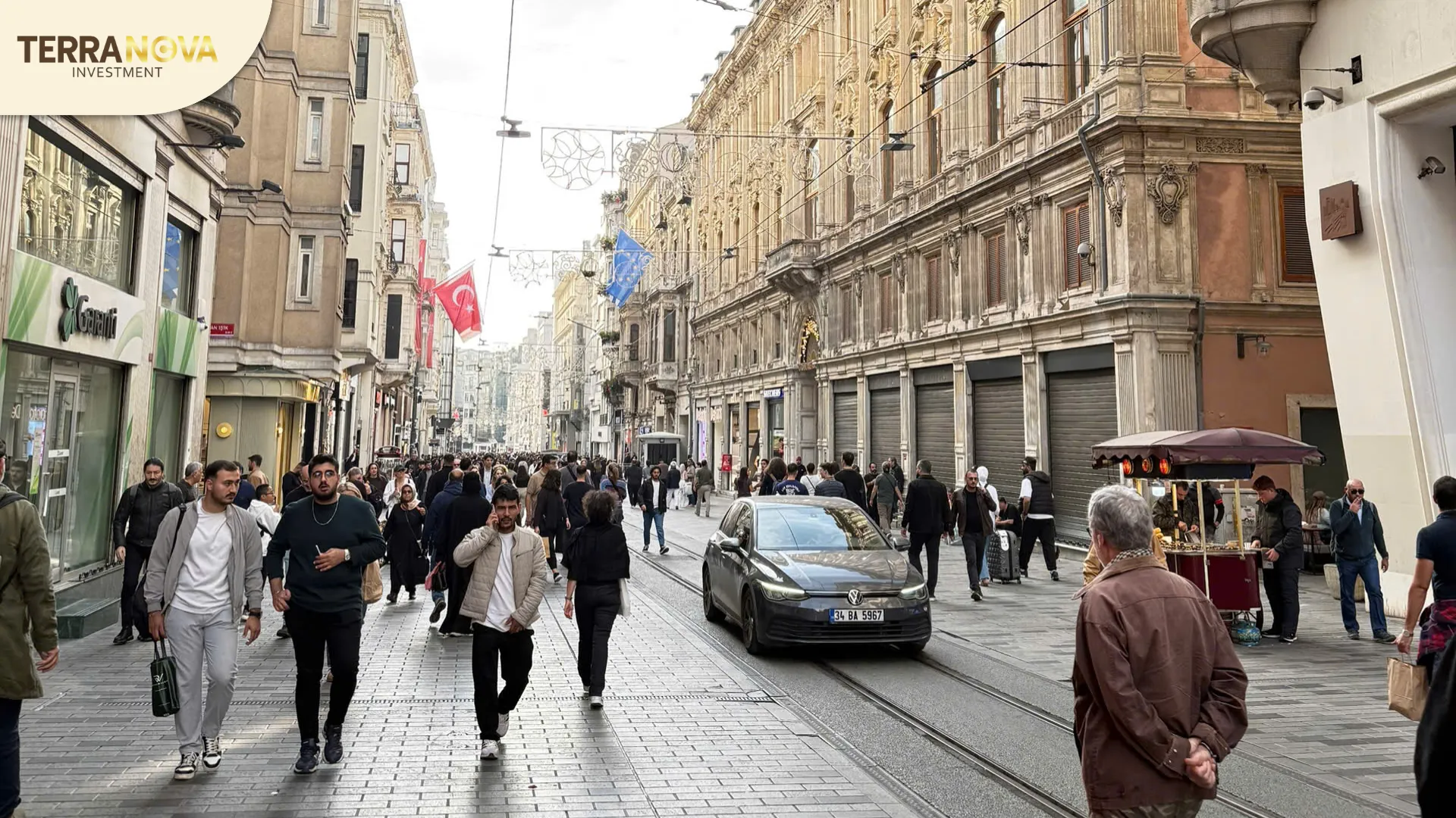 Hình ảnh đại lộ Taksim trong hành trình tham quan thuộc tour khảo sát đầu tư quốc tịch Thổ Nhĩ Kỳ của công ty định cư - đầu tư Terra Nova