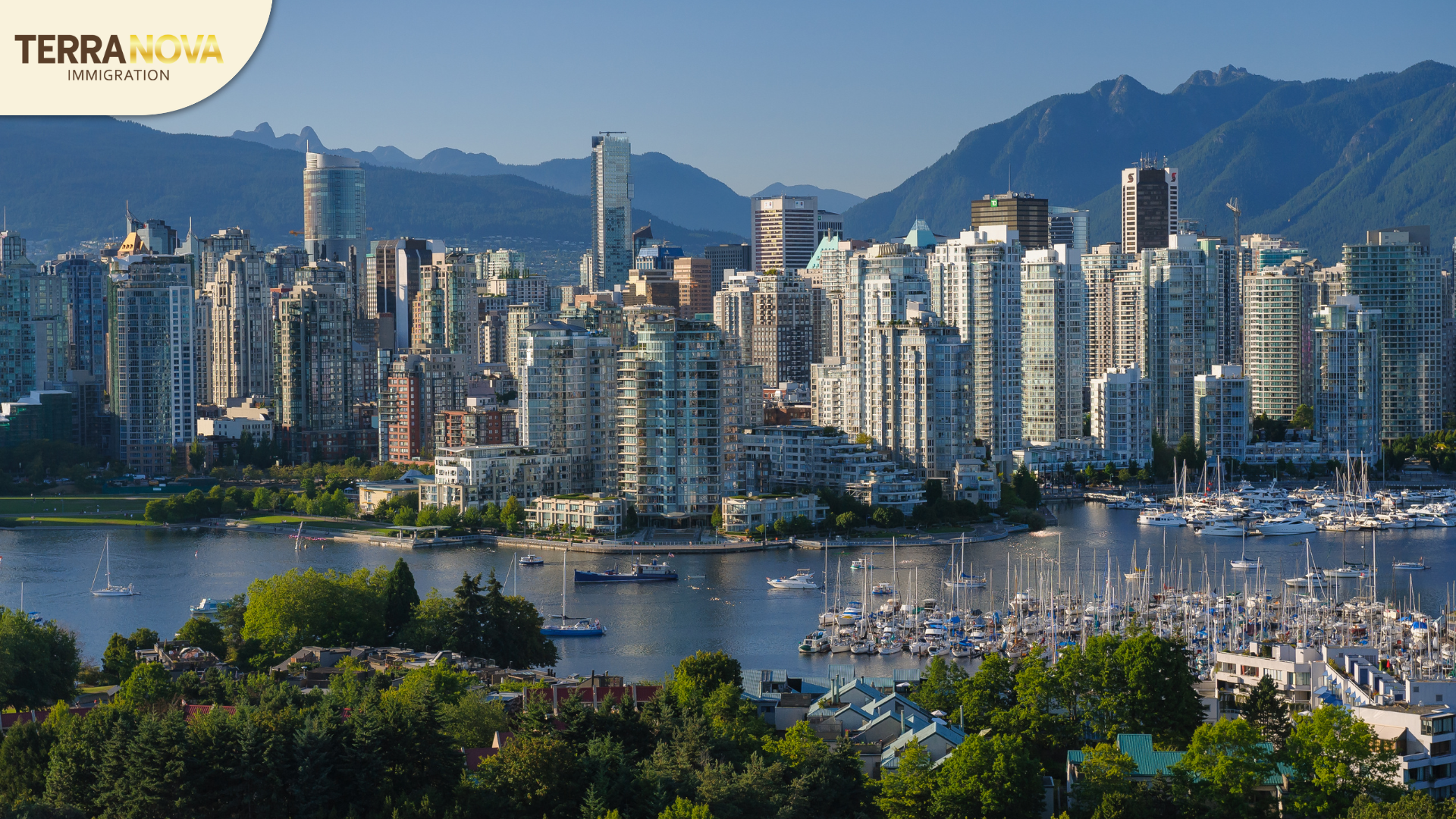 North Vancouver là một trong những thành phố đáng sống nhật tại Canada phù hợp với người mới nhập cư muốn tận dụng cơ hội kinh tế từ Vancouver nhưng vẫn ưu tiên không gian sống yên tĩnh, mang tính khu dân cư.