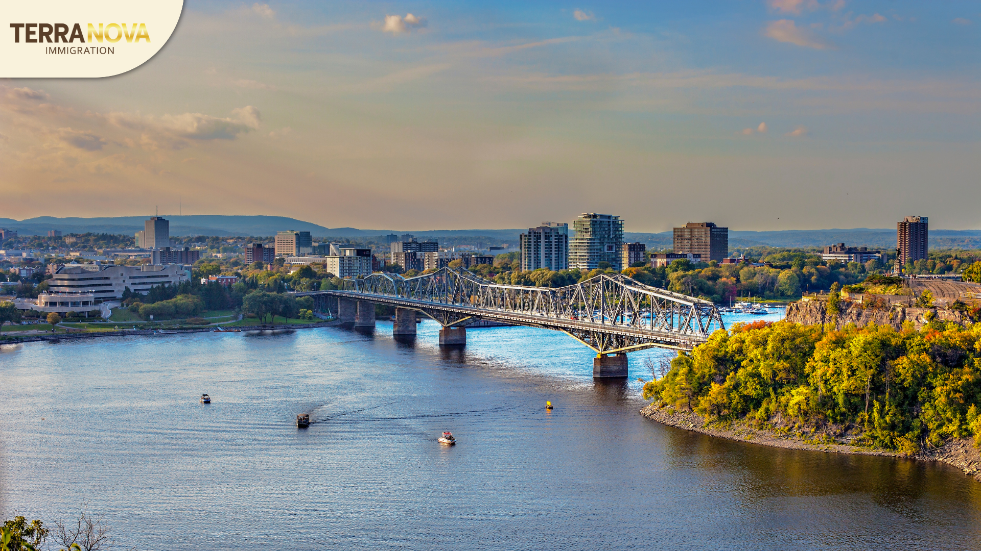 Ottawa phù hợp với người mới nhập cư tìm thị trường việc làm ổn định, nền tảng khu vực công và hệ sinh thái công nghệ phát triển trong hành trình lựa chọn thành phố đáng sống tại Canada