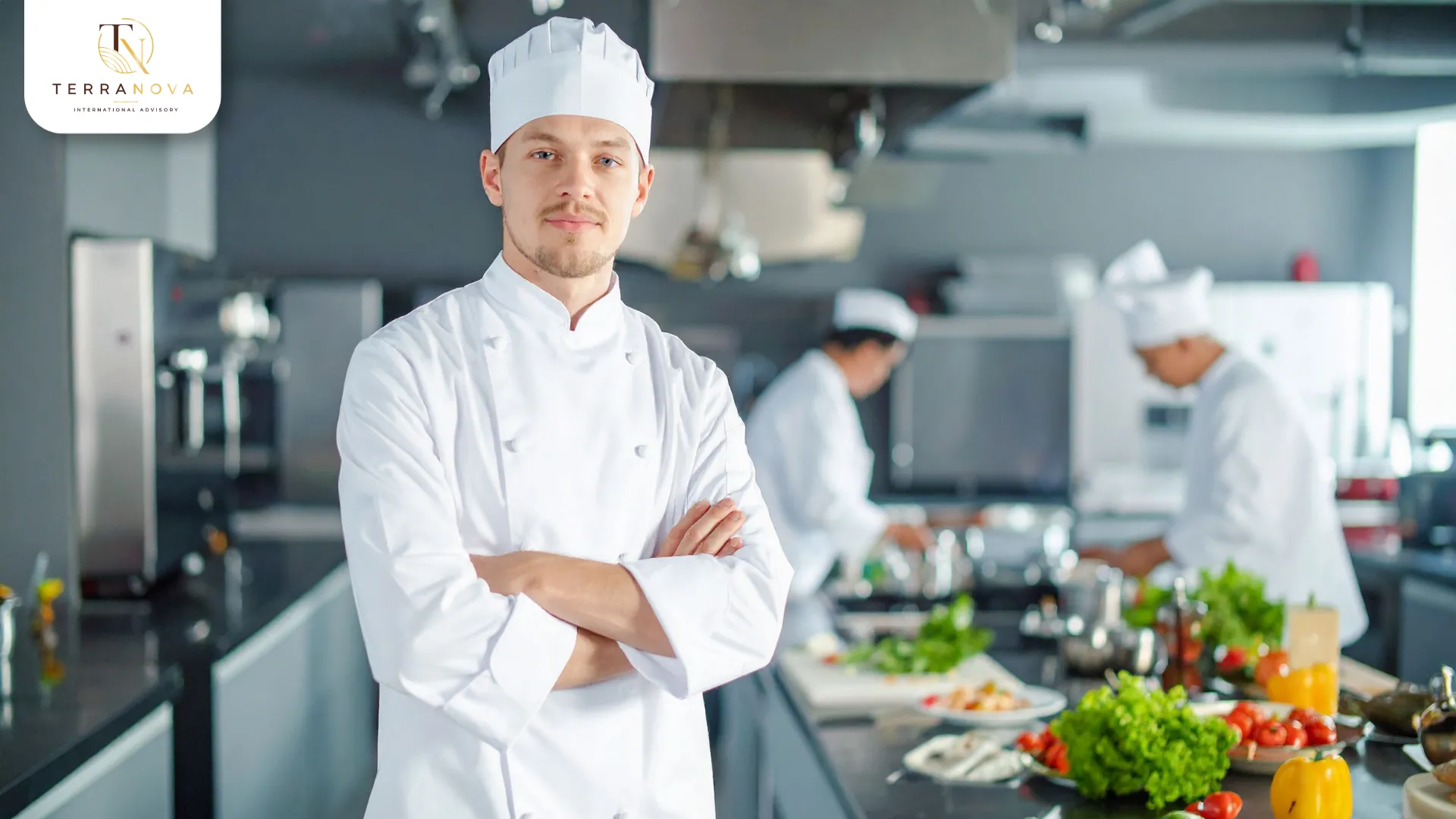 Để có lương tốt hơn, đầu bếp Việt Nam cần chuẩn bị hồ sơ nghề bếp mạnh, kinh nghiệm rõ ràng và kỹ năng phù hợp.