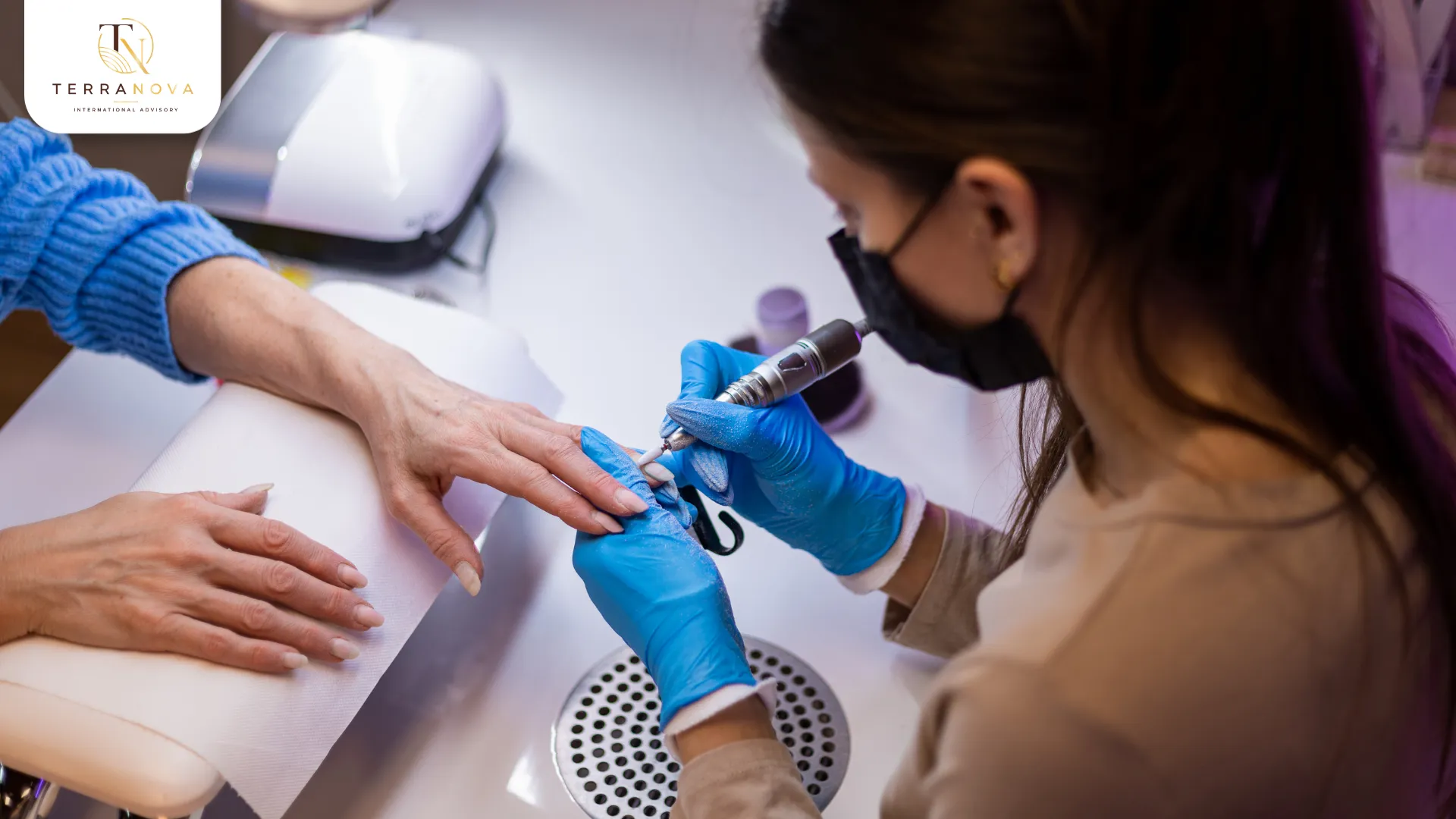 Visa lao động New Zealand nghề nail giúp người có tay nghề phù hợp làm việc hợp pháp tại New Zealand theo diện AEWV