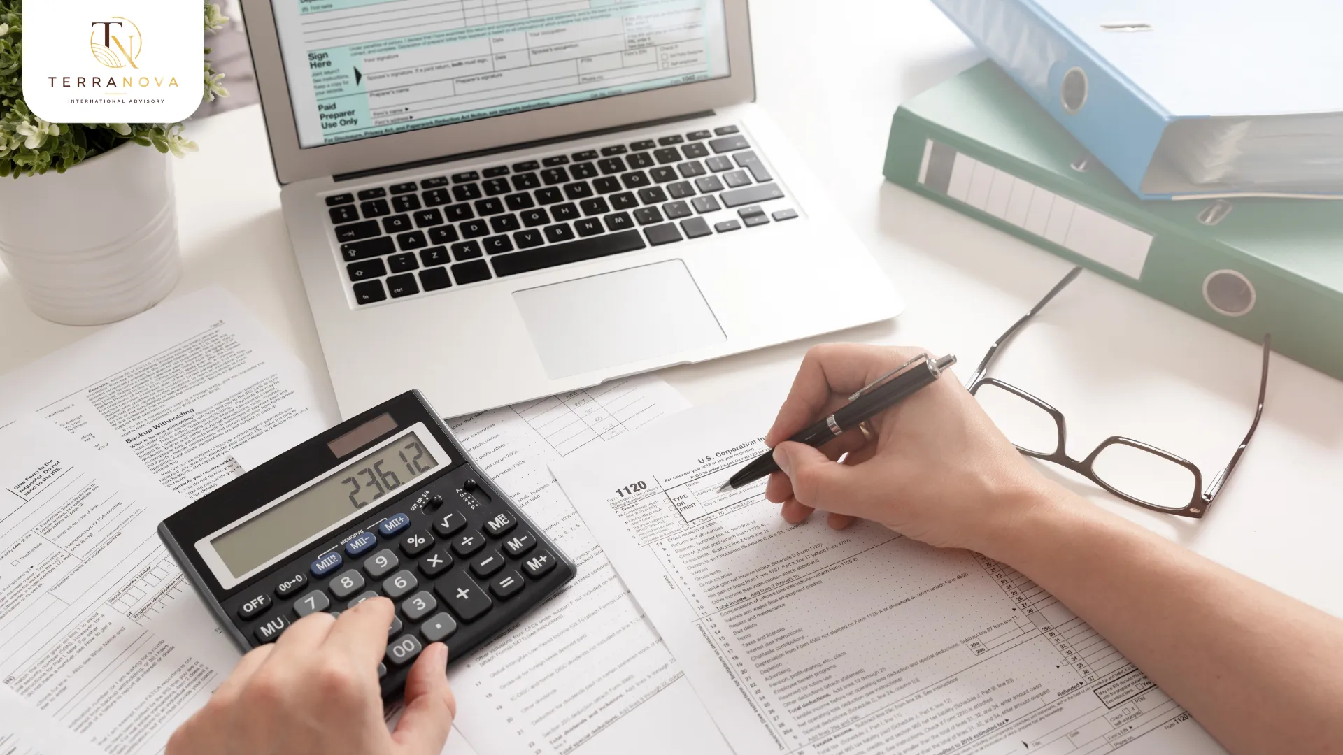 Kinh nghiệm làm việc không đủ, không phù hợp hoặc thiếu bằng chứng xác minh là nguyên nhân phổ biến khiến visa 482 bị từ chối